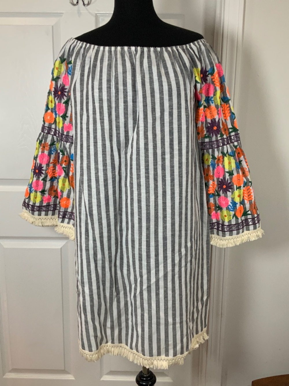 Boho Embroidered Floral Striped Fringe Tunic Shift Dress Large Philosopy